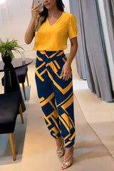 Puff Sleeve Top & Geometric Print Cuffed Pants Set